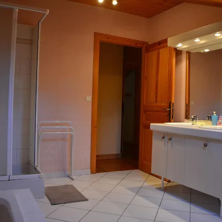 Charmante Maison En Granit Pres De - Fr-1-582-134 Ferienhaus